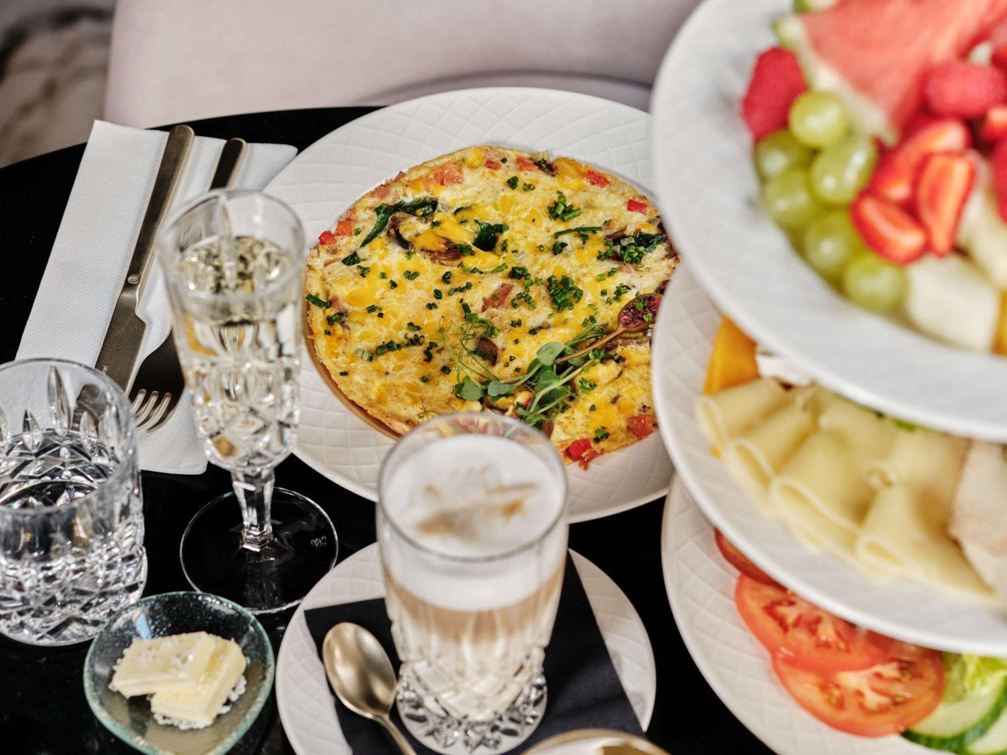 The Crown Krakow Center - Handwritten Collection Accor Экстерьер фото